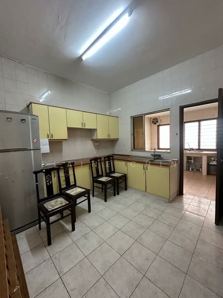 2-storey Terraced House for Rent in Bukit Rahman Putra (Sungai Buloh) - Elaine Chin - Kitchen - PropertyGuru.com.my
