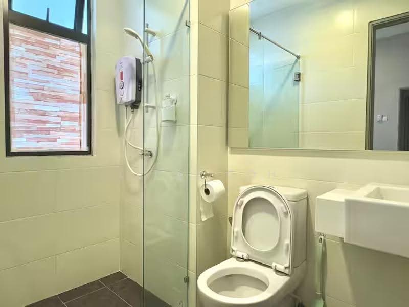 Kediaman Servis untuk Dijual di Bell Suites - Lucus Goh - Bathroom - PropertyGuru.com.my