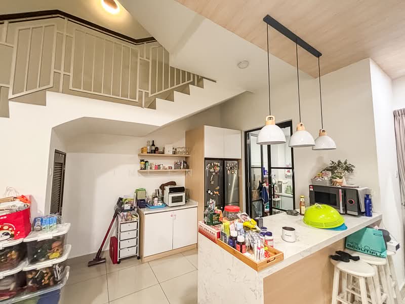 3-storey Terraced House for Sale in Seksyen 11 (Kota Damansara) - Vincent Liaw - Kitchen - PropertyGuru.com.my