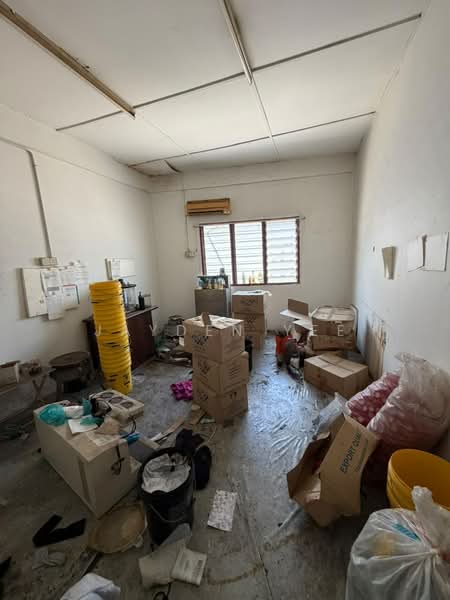 Shop / Office for Sale in Jalan Klang Lama (Old Klang Road) (Kuala Lumpur) - Jayden Yee - Interior - PropertyGuru.com.my