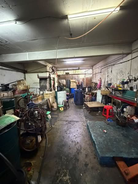 Shop / Office for Sale in Jalan Klang Lama (Old Klang Road) (Kuala Lumpur) - Jayden Yee - Interior - PropertyGuru.com.my