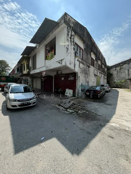 Shop / Office for Sale in Jalan Klang Lama (Old Klang Road) (Kuala Lumpur) - Jayden Yee - Exterior - PropertyGuru.com.my