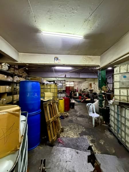 Shop / Office for Sale in Jalan Klang Lama (Old Klang Road) (Kuala Lumpur) - Jayden Yee - Interior - PropertyGuru.com.my