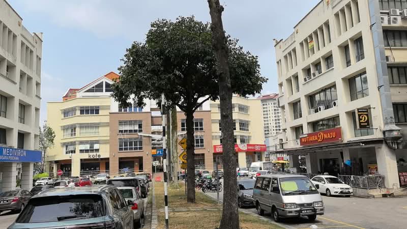 Shop / Office for Rent in Damansara Perdana (Selangor) - Yee Hui Sew - Exterior - PropertyGuru.com.my