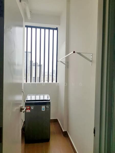 Pangsapuri untuk Disewa di Pacific Star - Tim Wong - Balcony - PropertyGuru.com.my