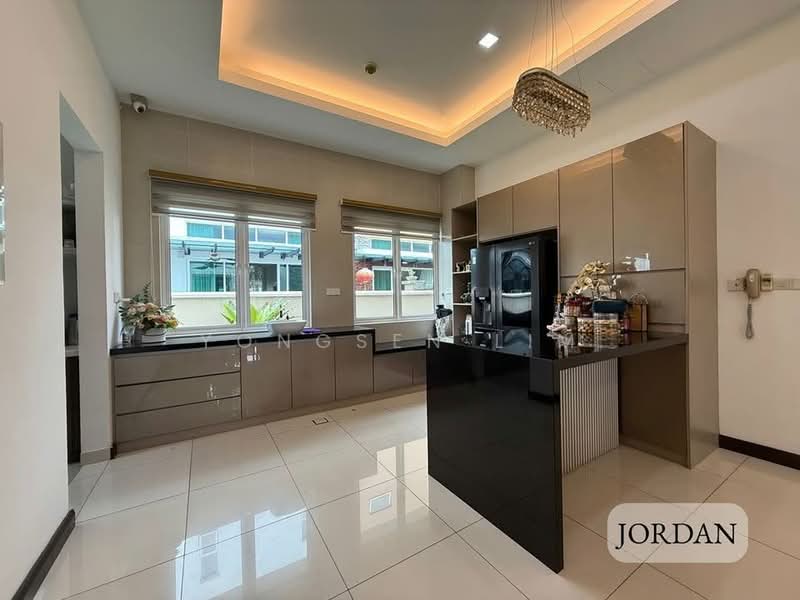 Bungalow for Sale in Setia Eco Park (Setia Alam) - Yongsen Lim - Kitchen - PropertyGuru.com.my