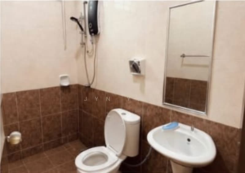 Semi-Detached House for Rent in Pelindung Heights (Kuantan) - Jyn Yap - Bathroom - PropertyGuru.com.my