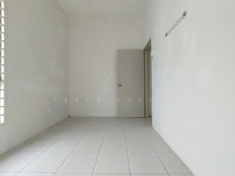 Cluster House for Sale in Bandar Saujana Putra (Tanjong Duabelas) - Tasya Ruslan - PropertyGuru.com.my
