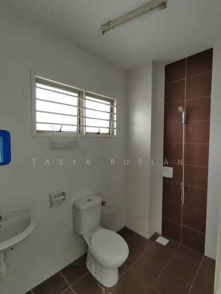 Cluster House for Sale in Bandar Saujana Putra (Tanjong Duabelas) - Tasya Ruslan - PropertyGuru.com.my
