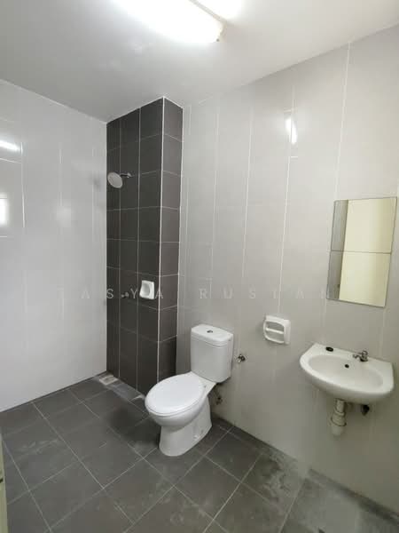 Cluster House for Sale in Bandar Saujana Putra (Tanjong Duabelas) - Tasya Ruslan - PropertyGuru.com.my