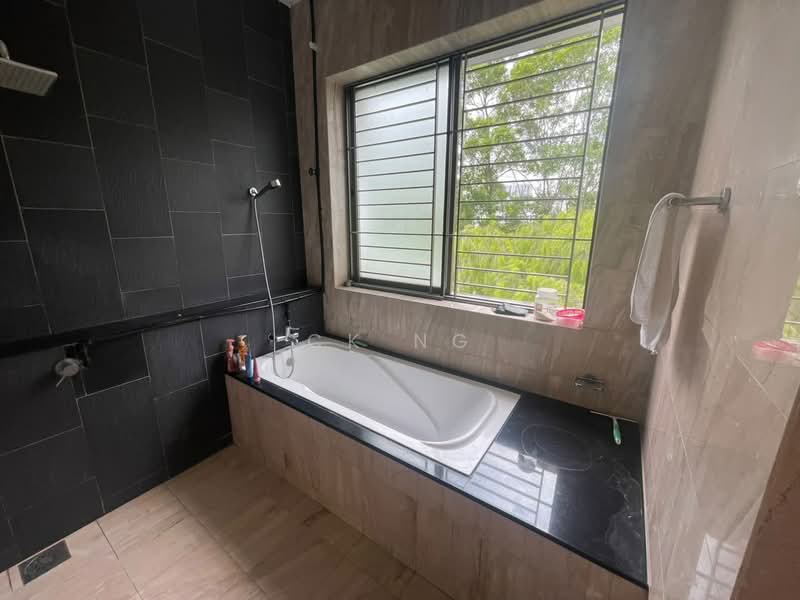 Rumah Berkembar untuk Dijual di Jade Hills (Kajang) - CK Ng - Bathroom - PropertyGuru.com.my