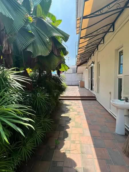 Semi-Detached House for Rent in Taman Pelangi (Johor Bahru) - Jony Jong - PropertyGuru.com.my