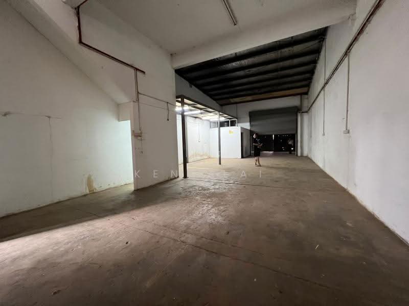 Kilang Teres untuk Disewa di Taman Perindustrian Puchong (Puchong) - Kent Lai - Interior - PropertyGuru.com.my