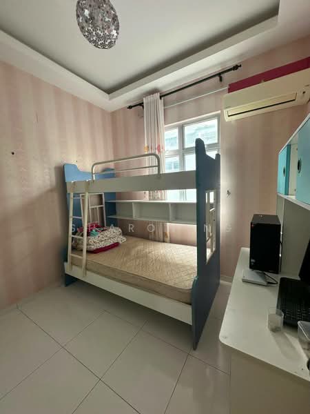 Rumah Teres 2 Tingkat untuk Dijual di Setia Eco Gardens (Gelang Patah) - Sharon Ng - Bedroom - PropertyGuru.com.my