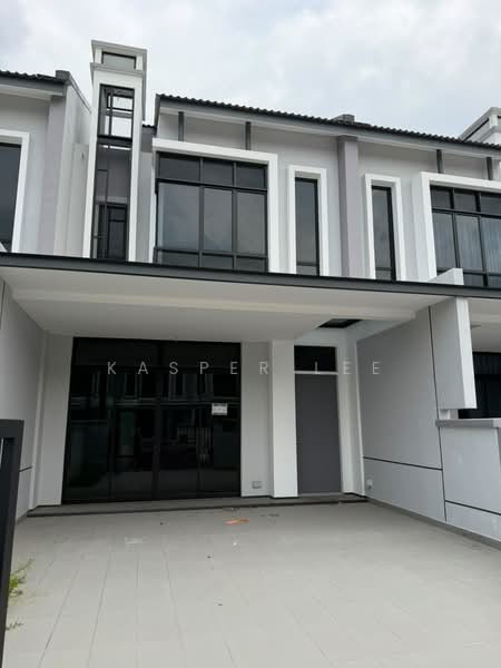 Rumah Teres 2 Tingkat untuk Dijual di Taman Mount Austin (Tebrau) - Kasper Lee - Exterior - PropertyGuru.com.my