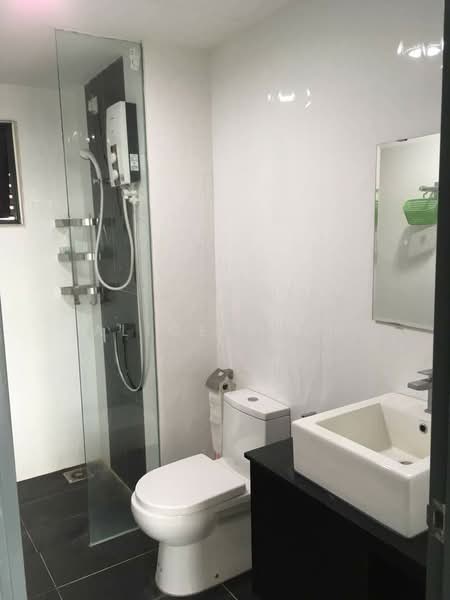Servis Apartment untuk Disewa di Menara Geno - Alice Kuon - Bathroom - PropertyGuru.com.my