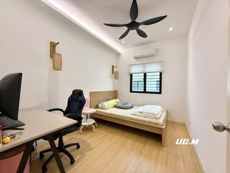 2-storey Terraced House for Sale in Setia Alam (Selangor) - Darren Go - Bedroom - PropertyGuru.com.my
