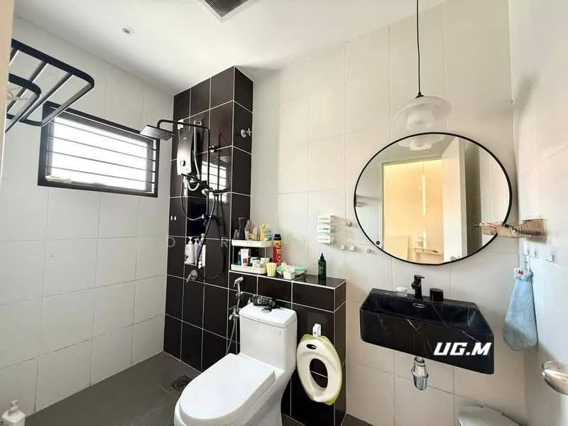2-storey Terraced House for Sale in Setia Alam (Selangor) - Darren Go - Bathroom - PropertyGuru.com.my