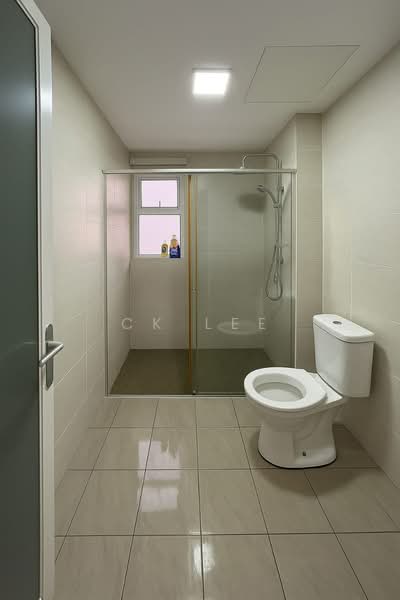 Kondominium untuk Disewa di Sky Awani Residensi 2 - CK Lee - Bathroom - PropertyGuru.com.my