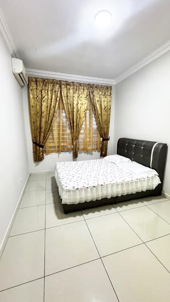 Servis Apartment untuk Disewa di Savanna Executive Suite @ Southville City - Eiffel Lai - Bedroom - PropertyGuru.com.my