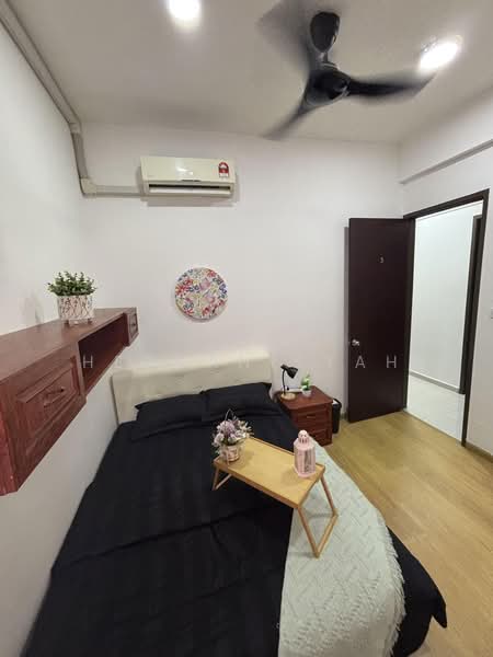 Condominium for Rent at Amberside @ Country Garden Danga Bay - Herman Syah - Bedroom - PropertyGuru.com.my