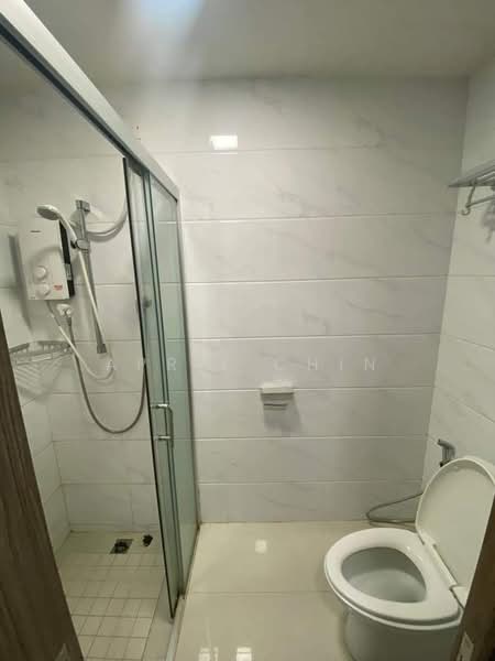 Condominium for Rent at Ataraxia Park @ Forest City - April Chin - Bathroom - PropertyGuru.com.my