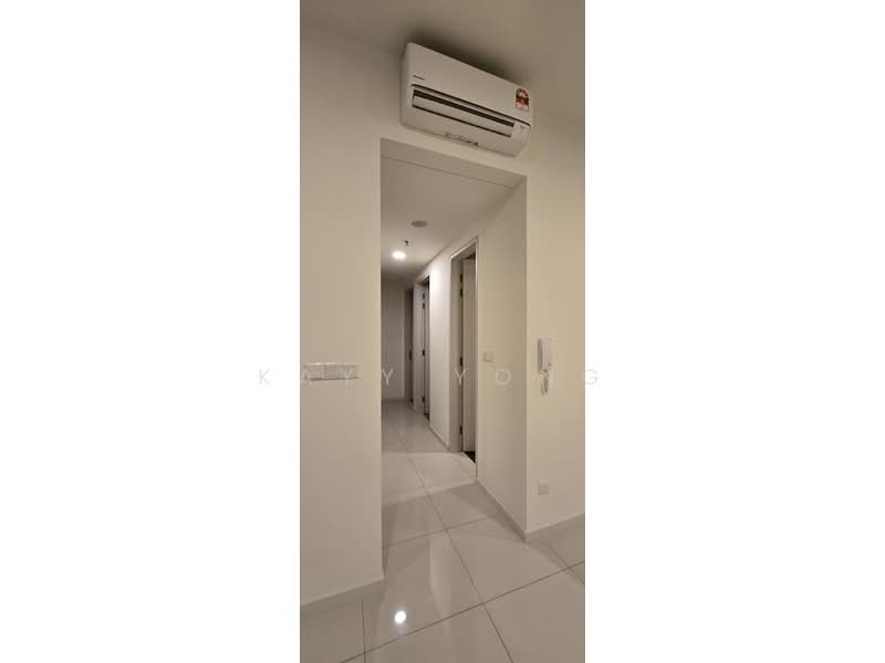 Servis Apartment untuk Disewa di Sunway Avila Residences - KayY Yong - Corridor - PropertyGuru.com.my