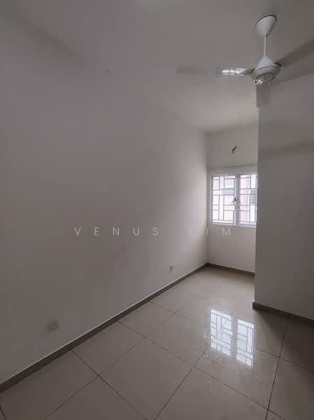 Rumah Teres 2 Tingkat untuk Disewa di Bandar Rimbayu (Telok Panglima Garang) - Venus Sim - Interior - PropertyGuru.com.my