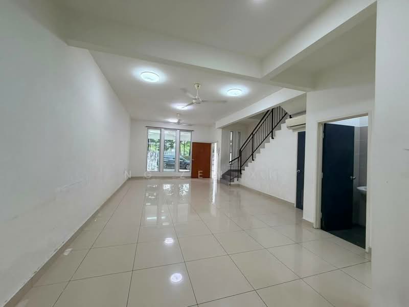 Rumah Teres 2 Tingkat untuk Dijual di Taman Mutiara Rini (Skudai) - NG ZEN XI - Living Room - PropertyGuru.com.my