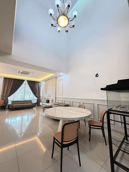 Rumah Teres 2 Tingkat untuk Dijual di Setia Eco Cascadia (Tebrau) - Kasper Lee - Living Room - PropertyGuru.com.my