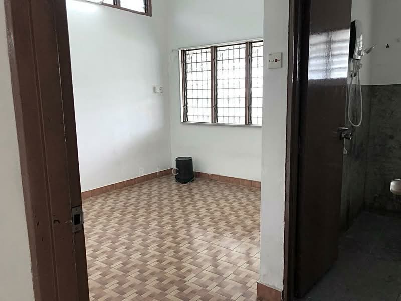 1-storey Terraced House for Sale in Seksyen 8 (Petaling Jaya) - Eric Siew - Interior - PropertyGuru.com.my