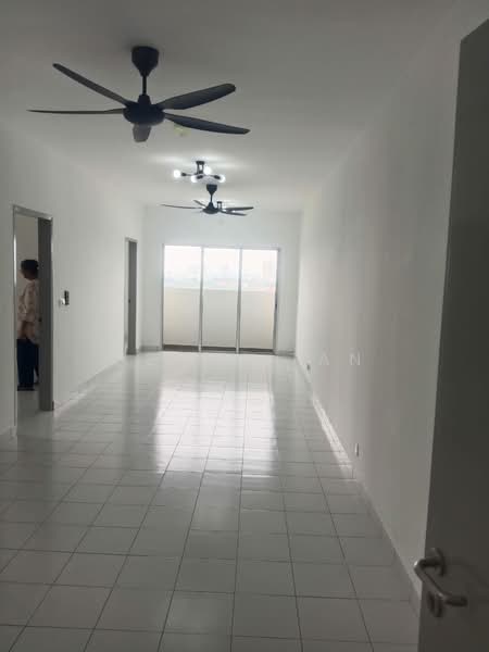 Servis Apartment untuk Disewa di Residensi Bukit Tiara - Henry Tan - Living Room - PropertyGuru.com.my