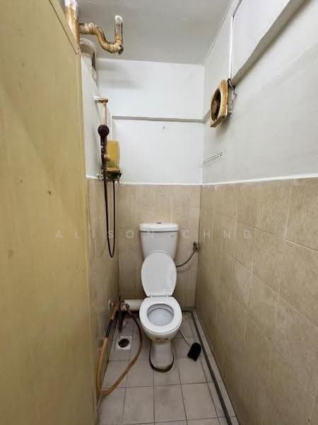 Pangsapuri untuk Dijual di Sri Wangsa 2 - Alison Chng - Bathroom - PropertyGuru.com.my