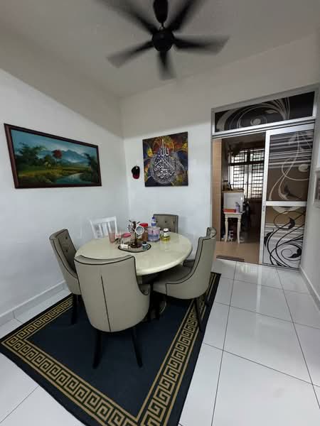 2-storey Terraced House for Sale in Taman Bestari Indah (Ulu Tiram) - Jenny Tee - Dining Room - PropertyGuru.com.my