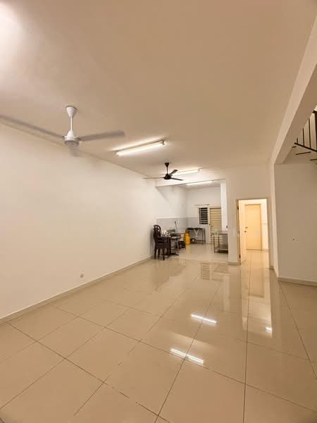 2-storey Terraced House for Sale in Kota Emerald (Rawang) - Tiffany Yang - Dining Area - PropertyGuru.com.my
