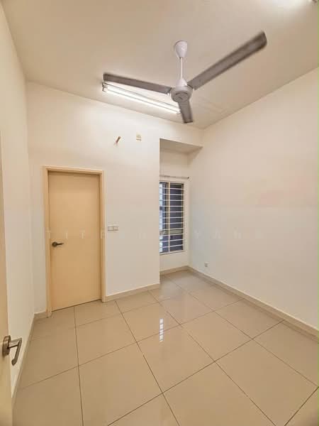 2-storey Terraced House for Sale in Kota Emerald (Rawang) - Tiffany Yang - Bedroom - PropertyGuru.com.my