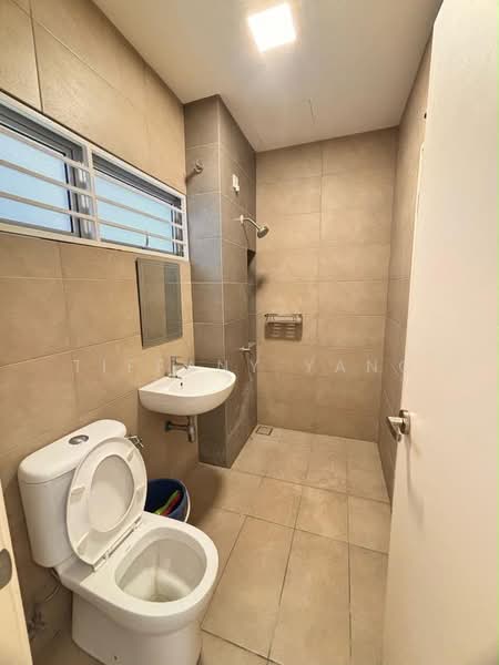 2-storey Terraced House for Sale in Kota Emerald (Rawang) - Tiffany Yang - Bathroom - PropertyGuru.com.my