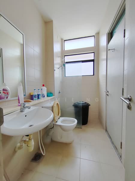 Bungalow for Sale in Glenmarie Cove (Klang) - Jaimie Ng - Bathroom - PropertyGuru.com.my