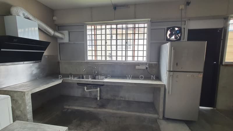 Rumah Teres 2 Tingkat untuk Dijual di Taman Equine (Seri Kembangan) - Philip Wong - Kitchen - PropertyGuru.com.my