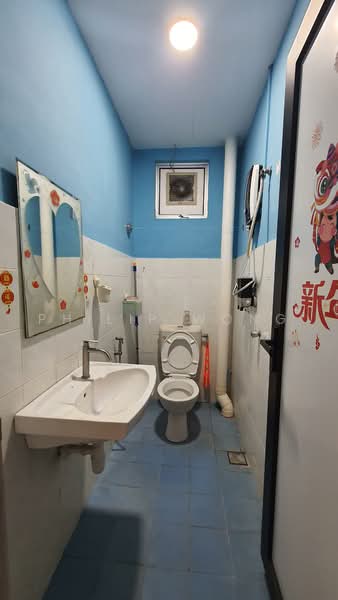 Rumah Teres 2 Tingkat untuk Dijual di Taman Equine (Seri Kembangan) - Philip Wong - Bathroom - PropertyGuru.com.my