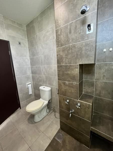 Rumah Berkembar untuk Disewa di Iskandar Puteri (Nusajaya) (Johor) - Inez Ng - Bathroom - PropertyGuru.com.my