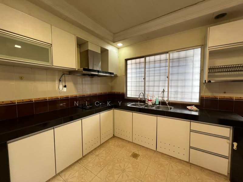 2-storey Terraced House for Sale in Kota Emerald (Rawang) - Nicky Lai - Kitchen - PropertyGuru.com.my