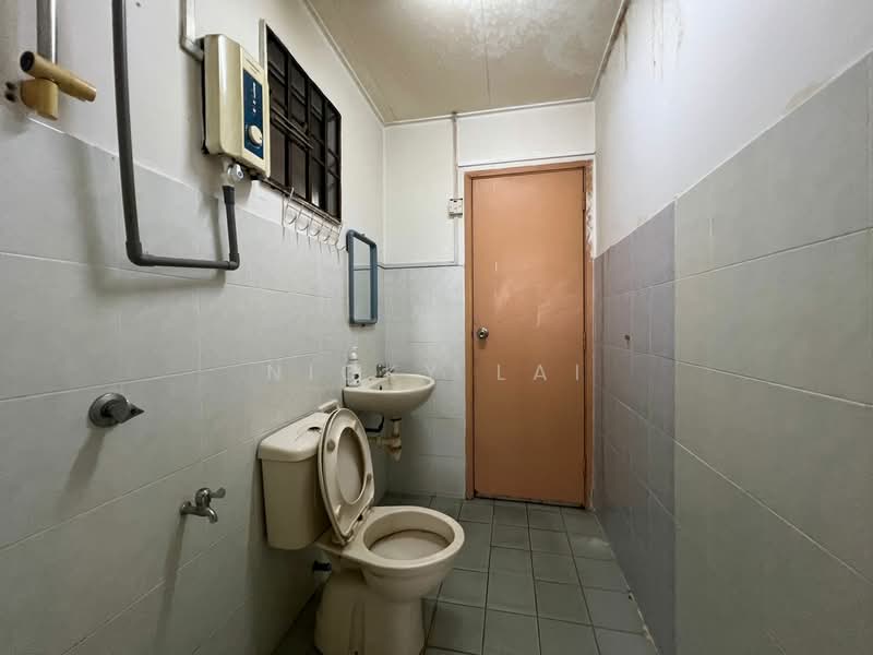 2-storey Terraced House for Sale in Kota Emerald (Rawang) - Nicky Lai - Bathroom - PropertyGuru.com.my