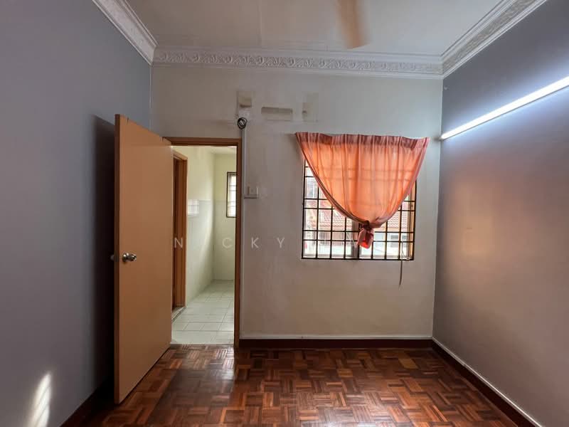 2-storey Terraced House for Sale in Kota Emerald (Rawang) - Nicky Lai - Interior - PropertyGuru.com.my