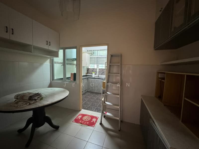 Condominium for Rent at Skyvilla Residences - Jeno Tan - Kitchen - PropertyGuru.com.my