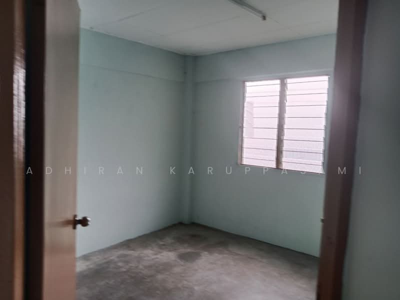 Flat for Sale at Sri Sentosa AC4 - Adhiran Karuppasami - Interior - PropertyGuru.com.my