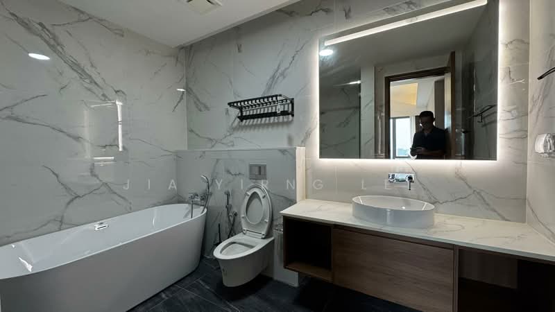 Service Residence for Sale at Core Residence @ TRX - Jia Yirng Lee - Bathroom - PropertyGuru.com.my