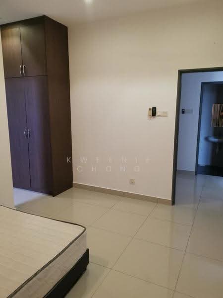 Kediaman Servis untuk Dijual di Amaya Maluri - Kweenie Chong - Bedroom - PropertyGuru.com.my