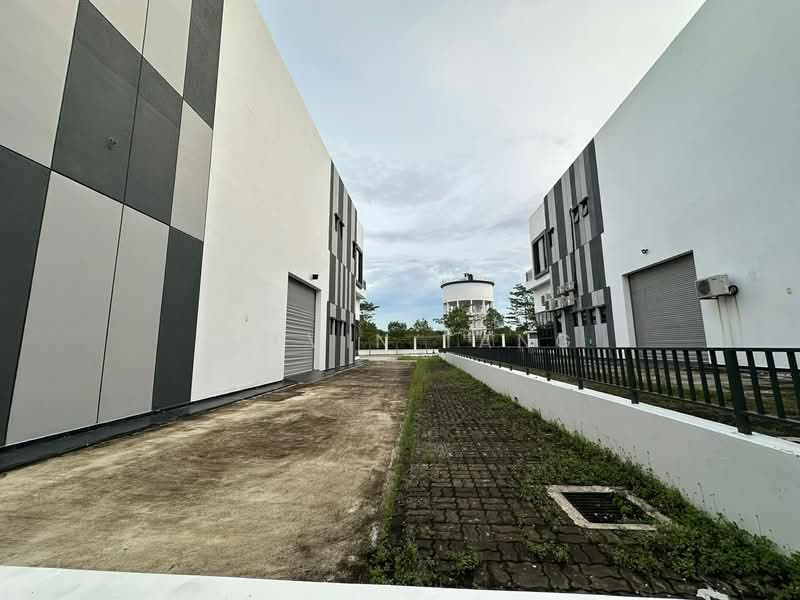 Factory for Rent in Eco Business Park 1 (Johor Bahru) - Kelvin Tang - Exterior - PropertyGuru.com.my