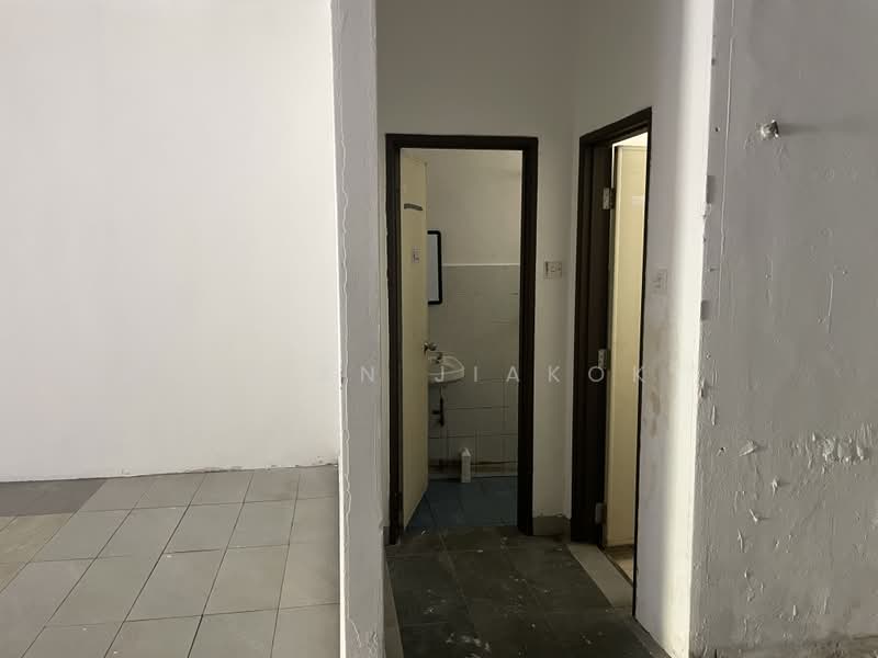 Shop for Rent in Bandar Sri Damansara (Selangor) - Brian JiaKok - Interior - PropertyGuru.com.my